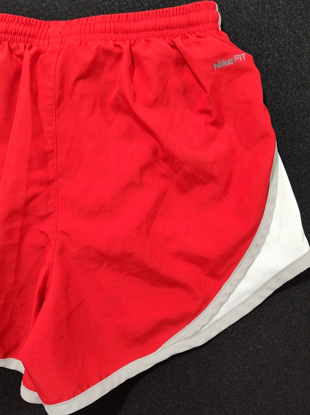 The Ohio State Buckeyes Red Nike Dri-Fit Team Women's Small (4-6) Running Shorts - Picture 7 of 14